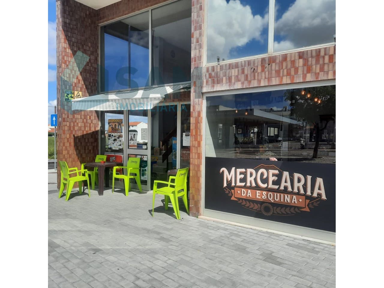 Café / Snack Bar